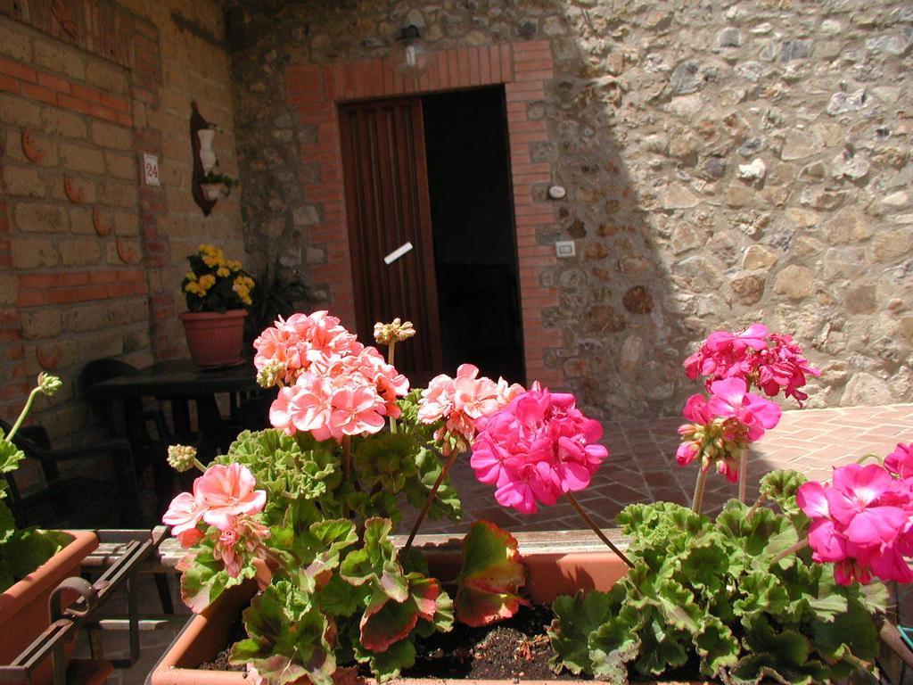 Villa Casa Guaitoli à Bagni Di Petriolo Extérieur photo
