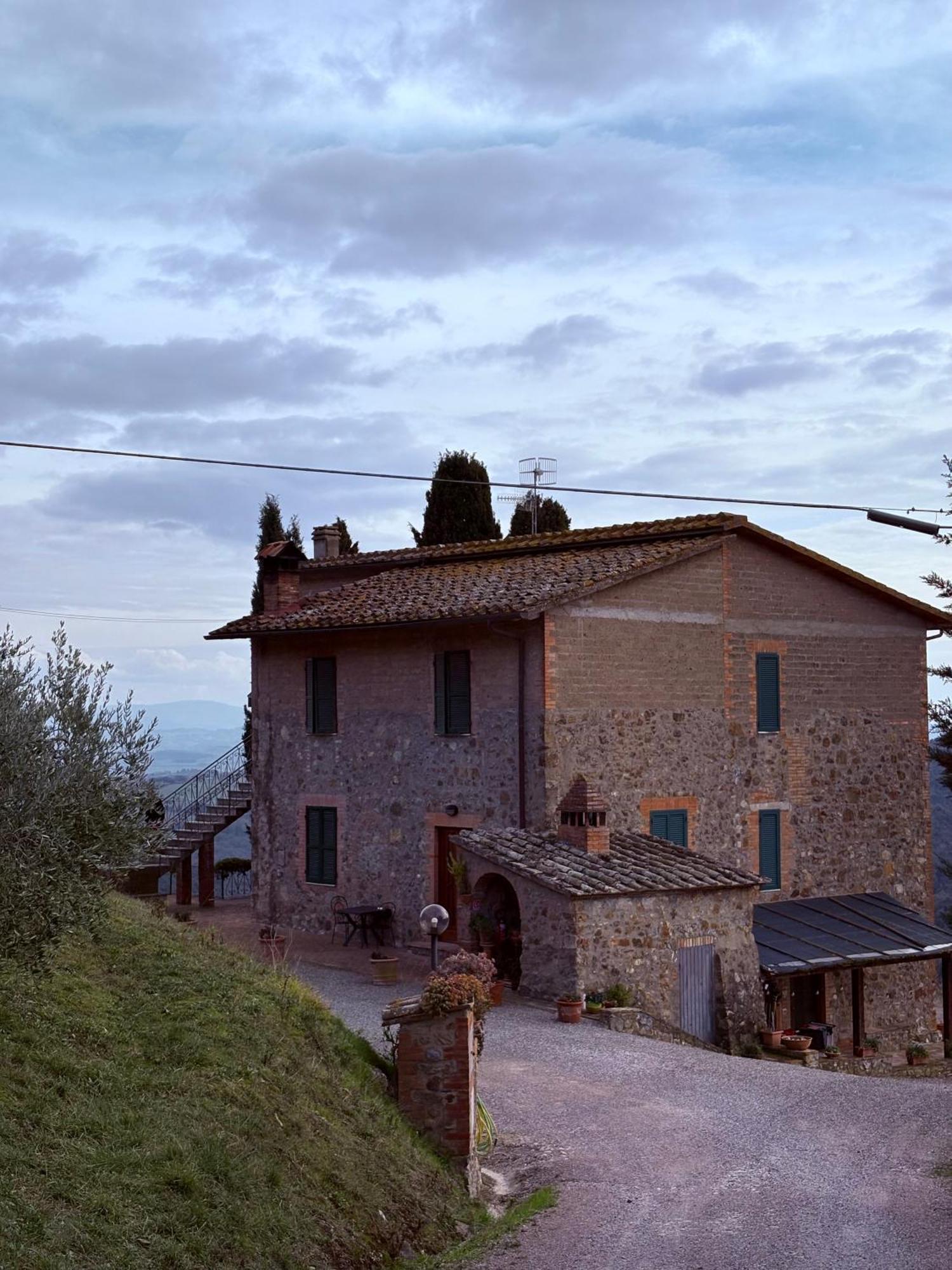 Villa Casa Guaitoli à Bagni Di Petriolo Extérieur photo